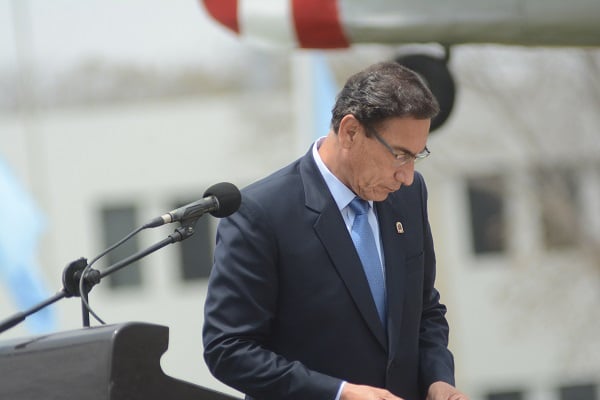 Inhabilitan a Martín Vizcarra para ocupar cargos públicos por 10 años