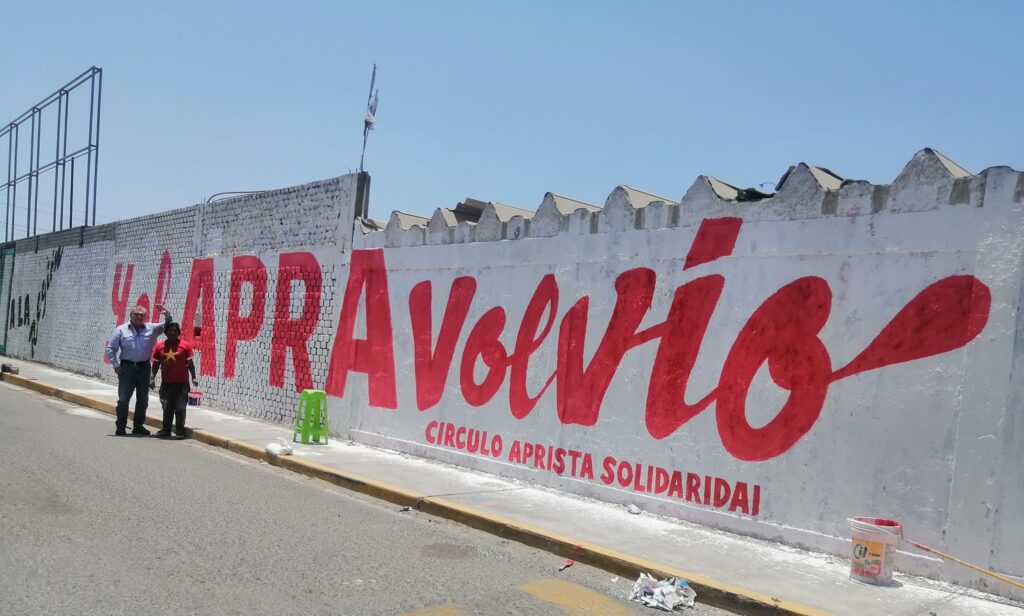 Chimbote: Aparecen pintas sobre regreso del APRA