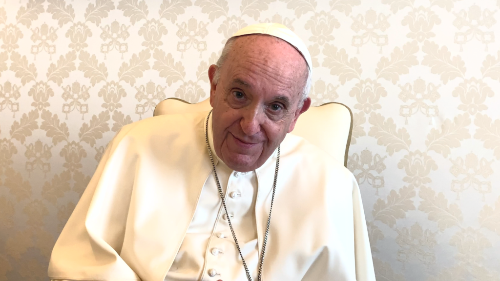 Papa: «Pornografía también es un vicio para sacerdotes y monjas»