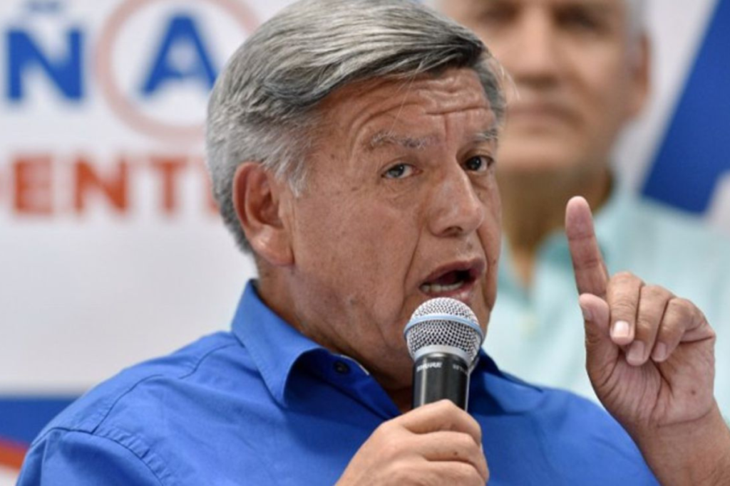 César Acuña anuncia expulsión de Rosio Torres de las filas de APP, pero, no dijo lo mismo sobre Magaly Ruíz, señalada de «Mocha Sueldo»»