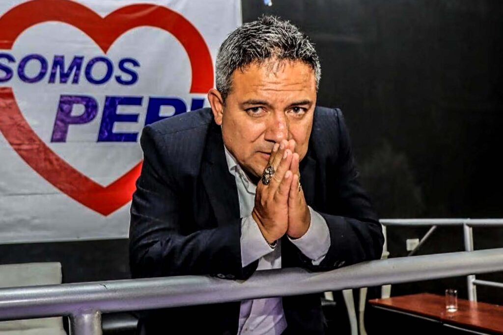 Arturo Fernández: Exigen a dirigencia nacional de Somos Perú expulsar a alcalde sentenciado